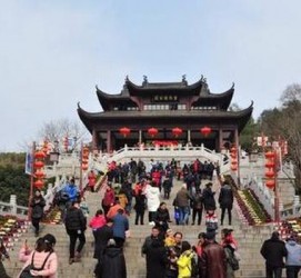 大竹湖北旅游攻略(七月湖北旅游攻略)