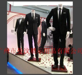 大竹成都元亨商贸楼兼职模特(上海琪亨商贸有限公司卖浪琴吗)