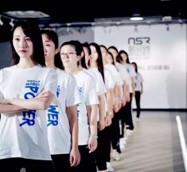 大竹南京少儿模特兼职(南京潮童星少儿模特培训地址)