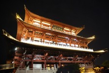 大竹长沙旅游攻略(长沙旅游攻略景点必去长沙美食街)