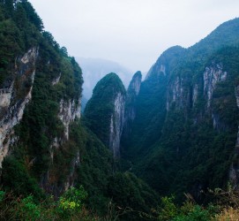 大竹伴游中国带你去湘西(湘西跟团旅游)