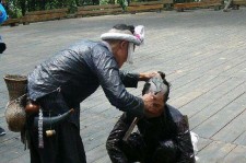 大竹欲带老伴游遍中国(带着老伴去旅游)