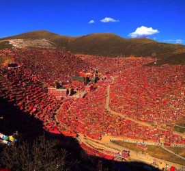 大竹色达旅游攻略(成都到色达旅游攻略)