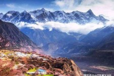 大竹旅游地点(旅游地点与地理关系)