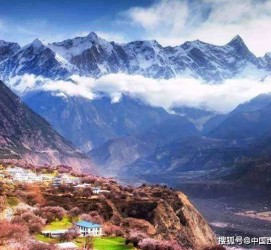 大竹旅游地点(旅游地点与地理关系)