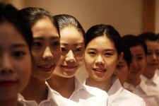 大竹私人伴游招聘 度假区万元月薪招“泳装伴游”