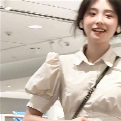大竹高端纯出女孩雇用(高端名媛定造)奢华游艇豪侈生活月入50W