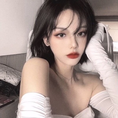 大竹伴游女生李幻极的资料