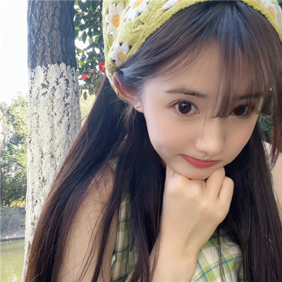 大竹伴游女生上官鹤影的资料