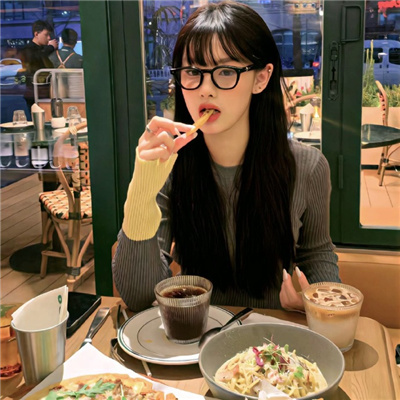 大竹伴游女生娄婷的资料