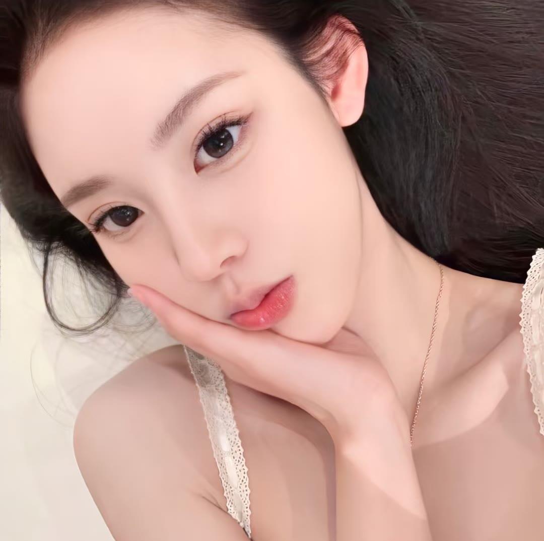 大竹伴游女生佛白易的资料